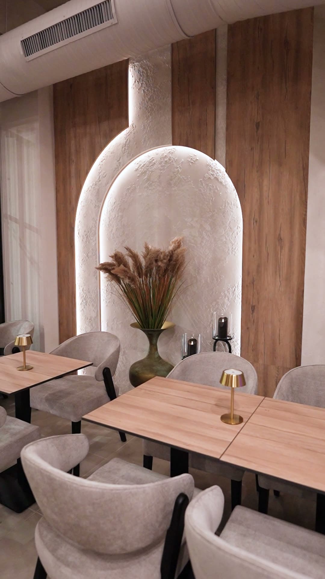 Interior of soàa hookah lounge and restaurant in Berlin-Charlottenburg